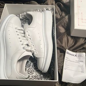 Men’s Alexander McQueen Oversize Sneaker